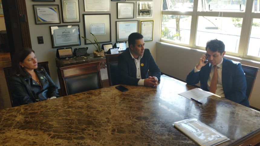 Visita ao Deputado Estadual Alexandre Curi
