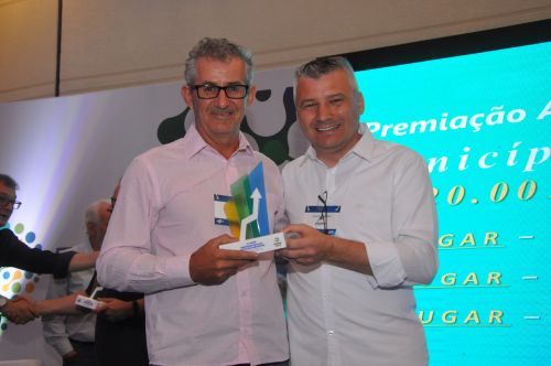 Marialva recebe prêmios da Fomento Paraná em Encontro Estadual