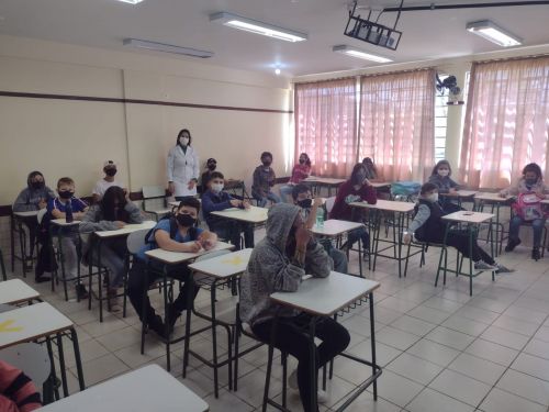 Colégio Napoleão - Ação do Programa Saúde na Escola