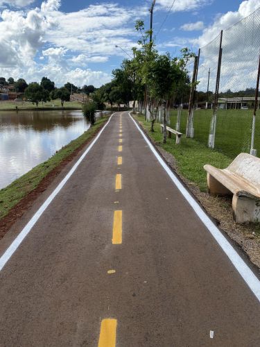 Píntura da pista do Parque do Lago