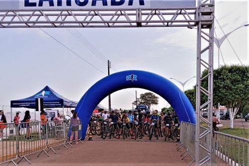 Ciclistas de todas as idades participam do 2º Circuito Vilhenense de MTB