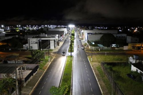 Semosp reforça frota com novos caminhões cesto para manutenção e instalação da iluminação do município