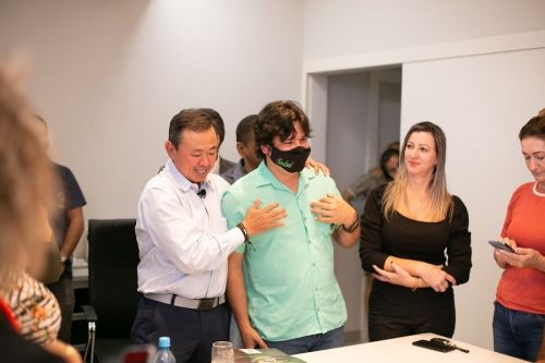 R$ 32,6 milhões: Plano é enviado à Câmara como maior pacote da história de melhorias salariais aos servidores municipais 