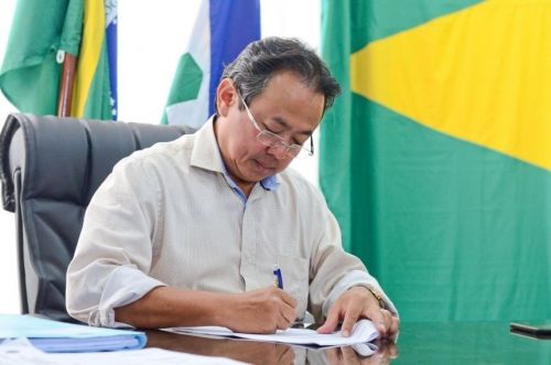 R$ 32,6 milhões: Plano é enviado à Câmara como maior pacote da história de melhorias salariais aos servidores municipais 