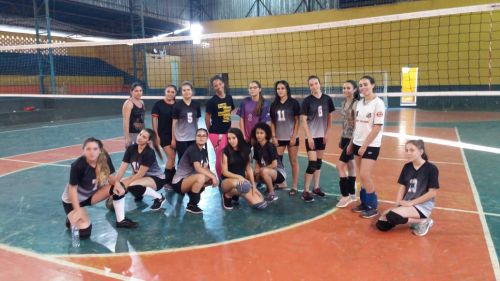 Você sabia que existem várias oficinas recreativas para crianças e adolescentes em Turvo? 