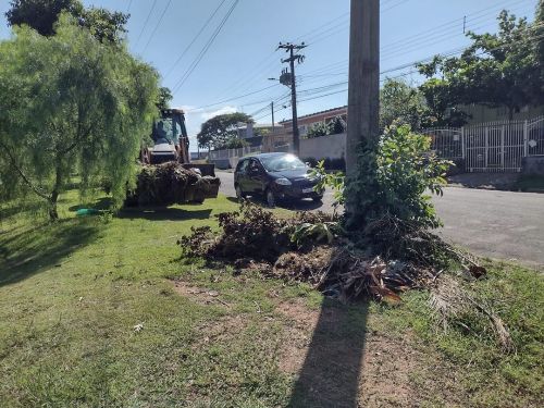 Prefeitura de Cândido de Abreu realiza trabalho intensivo de limpeza nos bairros do Município