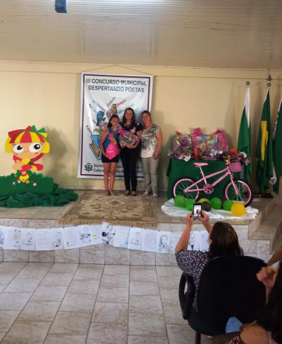 III CONCURSO MUNICIPAL DESPERTANDO POETAS