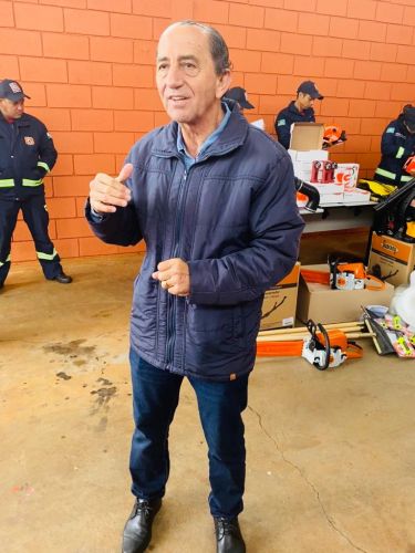 Defesa Civil de Nova Aurora recebe kit com equipamentos para atendimento