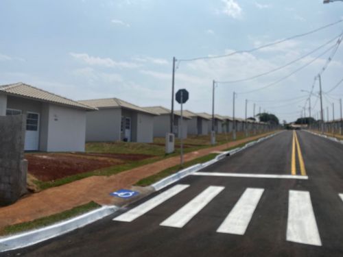 Administração Municipal de Nova Aurora junto a Copacol e o Governo do Estado em Cerimônia de entrega de 173 casas no novo Bairro Piquiri
