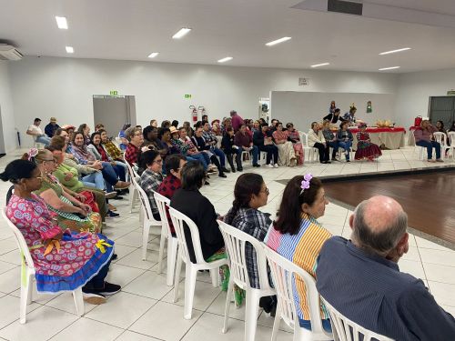 Administração Municipal realiza Festa Julina no Projeto 60 mais do grupo da Terceira Idade