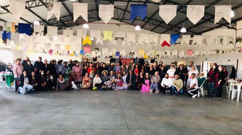 Festa junina dos integrantes do Serviço de Convivência do CRAS do Grupo Coração Jovem.