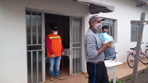 DEVIDO A PANDEMIA DO COVID-19 DEFESA CIVIL ESTADUAL DISPONIBILIZA CESTAS BÁSICAS PARA FAMÍLIAS CARENTES