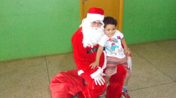 Confraternizao de Natal das Crianas do CEMEI e CASE ==>