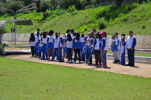  Alunos da Escola Municipal Omar de Oliveira visitam à Escola Prática Educativa de Trânsito, em Maringá