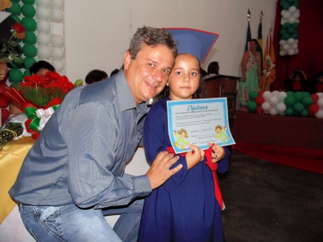 CENTROS DE EDUCAÇÃO DE SANTA MARIANA INICIAM AS FORMATURAS