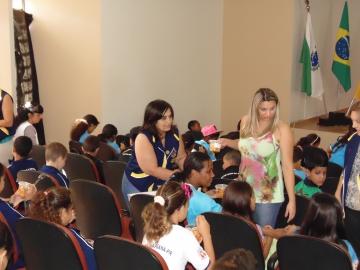 MUNICÍPIO DE SANTA MARIANA E LIONS CLUBE PROMOVEM PALESTRA SOBRE EDUCAÇÃO ALIMENTAR