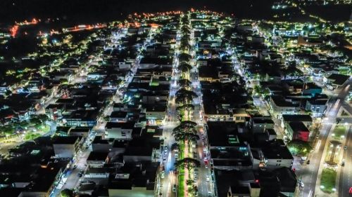 Censo 2022 revela avanços na pavimentação, iluminação e arborização em Ivaiporã