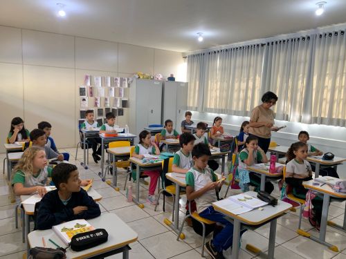 Equipes de Saúde de Ivaiporã intensificam combate à dengue orientando alunos nas 10 escolas municipais 