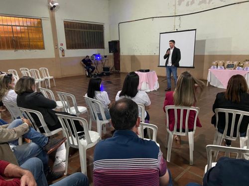 Violência familiar é tema de roda de conversa em São Pedro do Ivaí