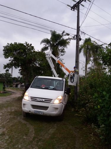 A Secretaria Municipal de Obras Públicas fechou a contratação de uma nova empresa que fará a manutenção da iluminação pública municipal