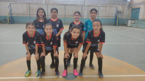 Atletas mirins de futsal de Pontal do Paraná participam de amistosos contra equipe de Paranaguá
