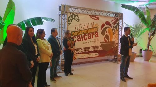Festival de Gastronomia Caiçara segue com 34 bares e restaurantes até 5 de julho. Parceria com Sebrae busca identificação regional da Cambira e couro de peixe.