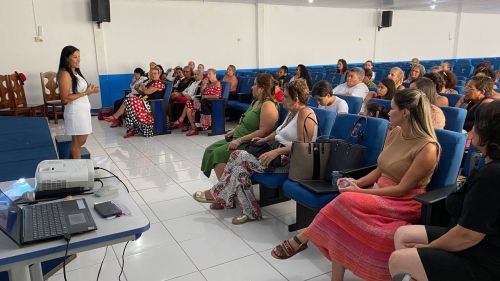 COORDENADORIA DA MULHER REÚNE LIDERANÇAS FEMININAS DE PONTAL DO PARANÁ EM EVENTO ALUSIVO AO 08 DE MARÇO