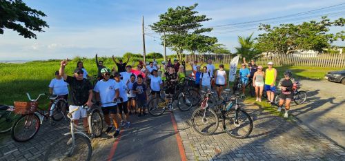 PEDALADA REÚNE CICLISTAS DE TODAS AS IDADES EM PONTAL DO PARANÁ
