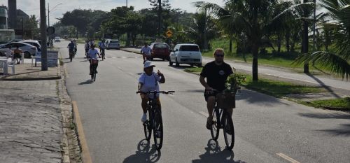 PEDALADA REÚNE CICLISTAS DE TODAS AS IDADES EM PONTAL DO PARANÁ