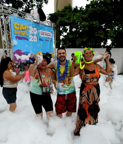 BLOCOS E SHOW DO ARA KETU NO PRÉ-CARNAVAL DE PONTAL DO PARANÁ