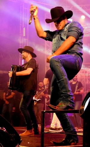 HOJE (21/01/23) TEM TRIO PARADA DURA NO CENTRO DE EVENTOS DO MARISSOL!
