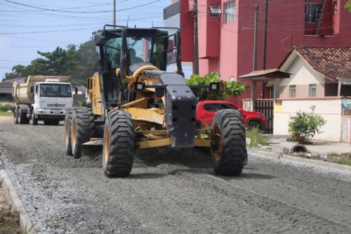 Avanço na Infraestrutura: Pavimentação segue em ritmo acelerado em Shangri-Lá