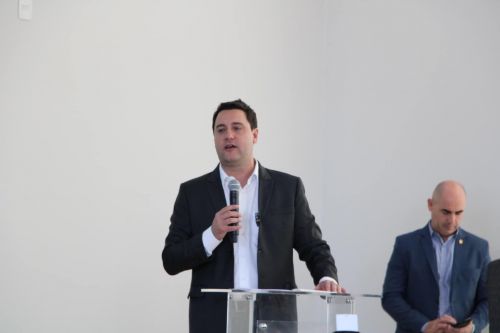 Prefeita participa de reuniões para a cooperação e desenvolvimento econômico nos municípios do Paraná