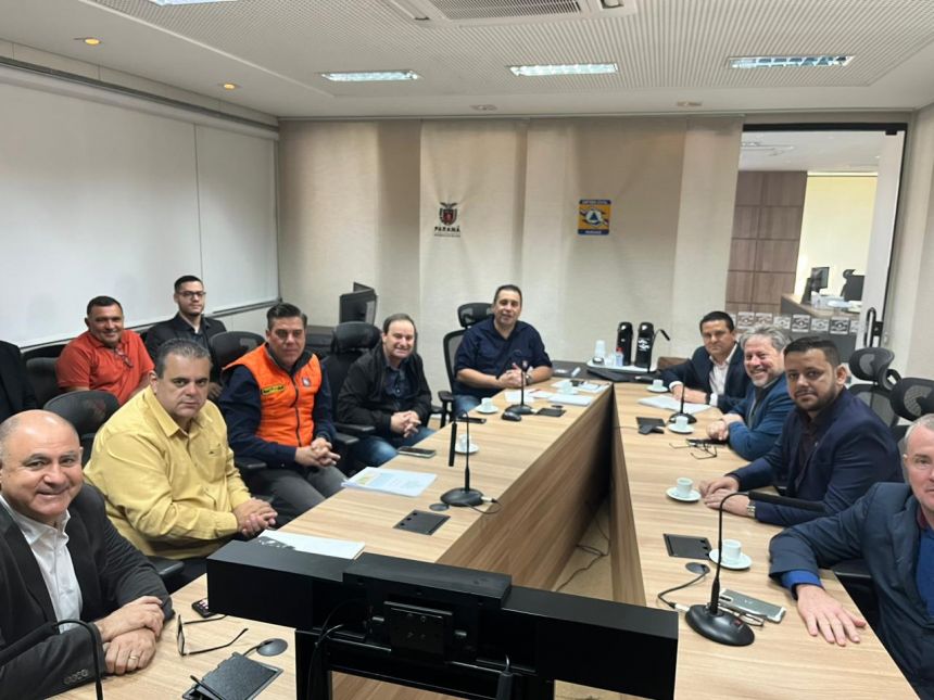 Reeunião na Defesa Civil Estadual