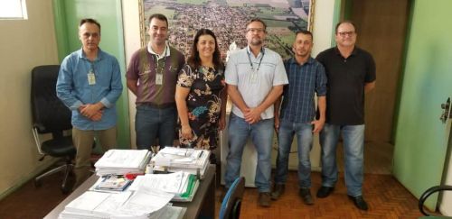 SUPERINTENDENTE DA COHAPAR VISITA QUERÊNCIA DO NORTE