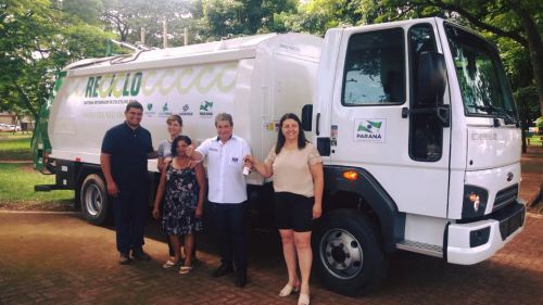PREFEITURA DE QUERÊNCIA DO NORTE ADQUIRE CAMINHÃO PARA COLETA DE LIXO RECICLÁVEL