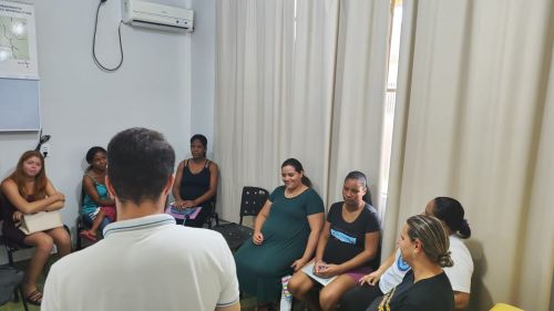 Reunião de Gestantes na UBS Centrão: Cuidados Odontológicos em Foco