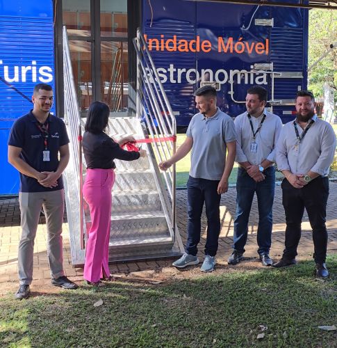 Unidade Móvel de Turismo e Gastronomia