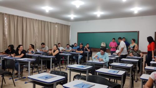 Equipe administrativa, secretários e diretores municipais participam de treinamento para novas regras da lei de licitações