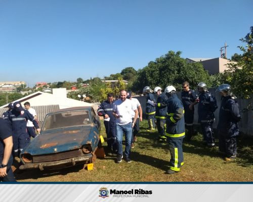 Corpo de Bombeiros Comunitário em Manoel Ribas comemora 15 anos de atividades.