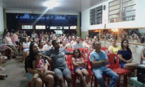 Secretaria de Educação realiza reunião de pais nas escolas municipais