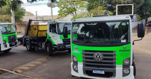 Pezão realiza a entrega de novos caminhões e carros para reforçar a frota de Tapejara