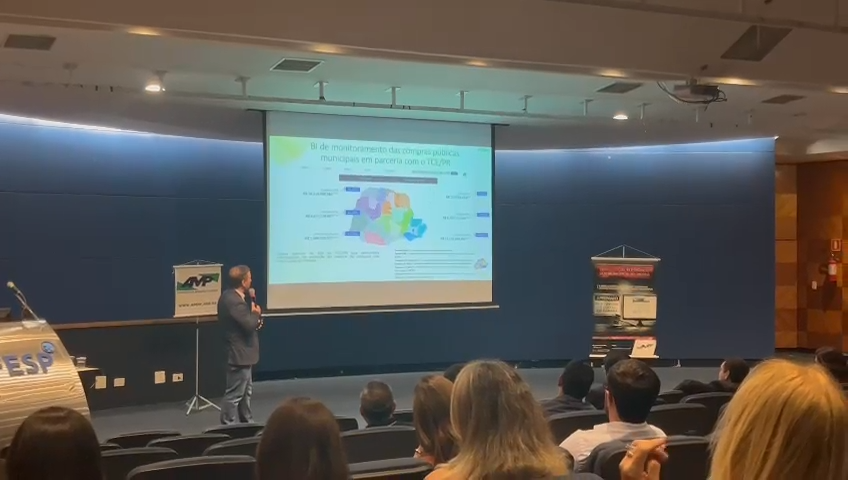 Advogadas de Leópolis participam de Seminário Jurídico em Curitiba