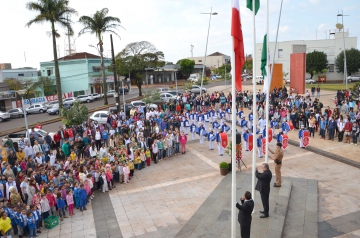 Solenidade cvica marcou abertura da Semana da Ptria em Ubirat 