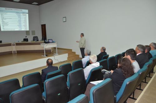 Prefeito Baco realizou prestação de contas referente ao primeiro quadrimestre de 2016