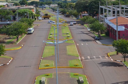 Revitalização da Avenida dos Pioneiros deixou local com um belo aspecto visual