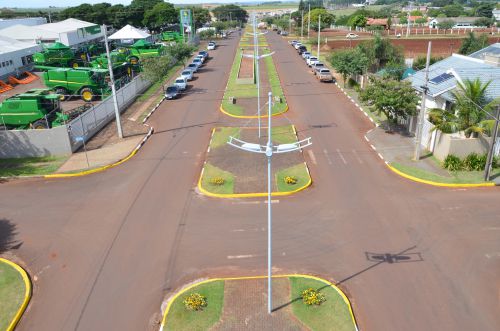 Revitalização da Avenida dos Pioneiros deixou local com um belo aspecto visual