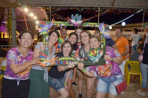 Carnaval da Seringueira: a grande festa popular de Ubiratã agitou a noite de domingo 