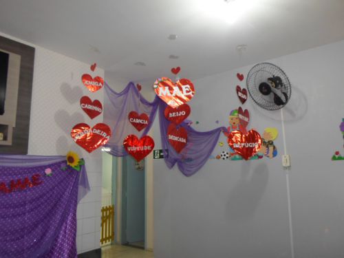 Homenagem às Mães no CMEI Dona Mariquinha 