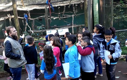 Alunos de Ubiratã fizeram visita de estudos em Cascavel